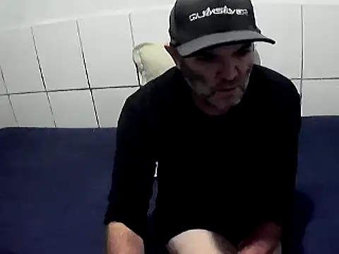 Snapshot of pierdona chatting on February 25, 2026, 7:23 pm pierdona online show from February 25, 2026, 7:23 pm