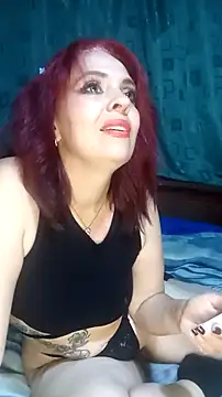 sthefania1710 online show from May 9, 2026, 12:27 am