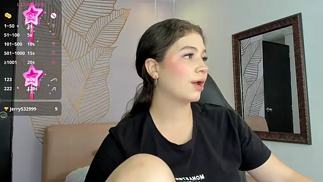 KarenPautt online show from February 8, 2025, 7:05 pm