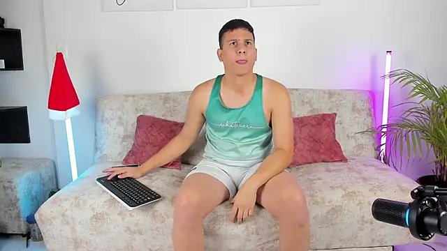 Snapshot of ANDREZALVAREZ chatting on November 26, 2025, 12:00 am ANDREZALVAREZ online show from November 26, 2025, 12:00 am