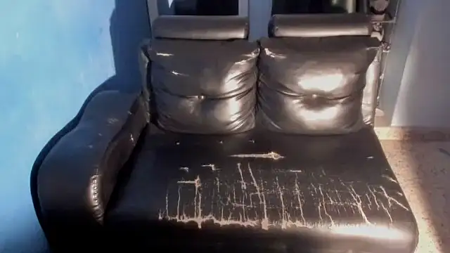 Snapshot of Alid_17 chatting on October 31, 2025, 11:33 am Alid 17 online show from October 31, 2025, 11:33 am