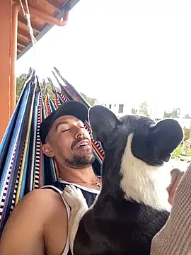 dantedesirexx online show from February 13, 2025, 7:42 pm