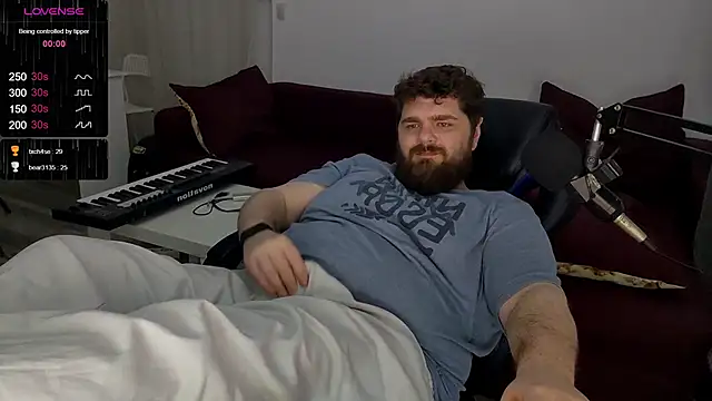 KingMarti online show from February 2, 2025, 9:23 pm