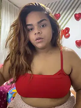 Evabigass online show from December 4, 2025, 7:55 pm