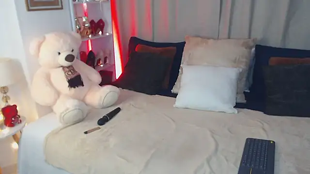 Snapshot of AnnaRouge chatting on February 21, 2026, 2:34 am AnnaRouge online show from February 21, 2026, 2:34 am