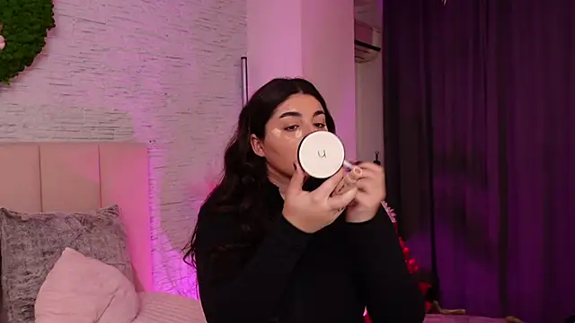 Snapshot of RachelSwaan chatting on November 13, 2025, 7:29 am RachelSwaan online show from November 13, 2025, 7:29 am