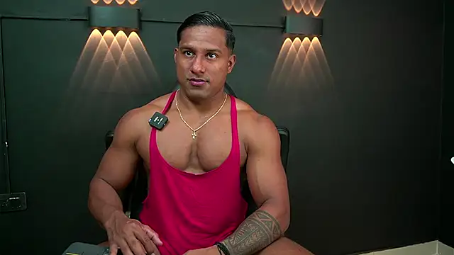 Snapshot of CallumMuscle chatting on January 1, 2025, 5:33 pm CallumMuscle online show from January 1, 2025, 5:33 pm