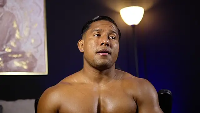 Snapshot of CallumMuscle chatting on December 17, 2025, 10:21 am CallumMuscle online show from December 17, 2025, 10:21 am