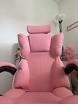 Snapshot of BabyFannyxx chatting on July 5, 2026, 2:13 pm BabyFannyxx online show from July 5, 2026, 2:13 pm