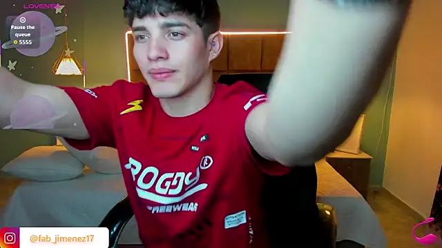 AlejooTwink online show from September 16, 2025, 1:39 am