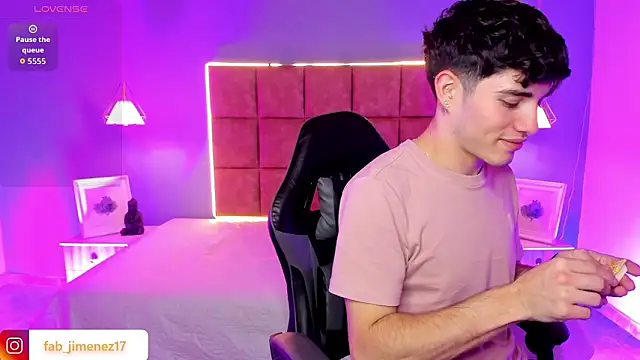 AlejooTwink online show from March 27, 2026, 10:04 am