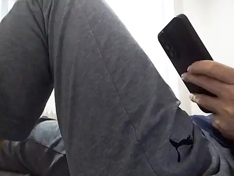 Snapshot of kopgelhadi chatting on December 17, 2025, 7:20 pm kopgelhadi online show from December 17, 2025, 7:20 pm