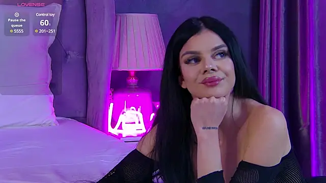 Snapshot of IvyRaven chatting on February 22, 2025, 9:48 pm IvyRaven online show from February 22, 2025, 9:48 pm