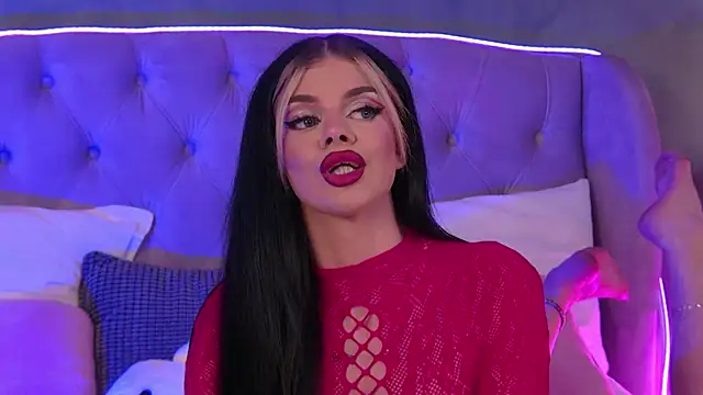 Snapshot of IvyRaven chatting on October 13, 2025, 6:19 pm IvyRaven online show from October 13, 2025, 6:19 pm