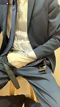 kimkim123123 online show from December 16, 2025, 4:01 pm