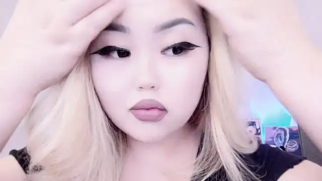 Snapshot of amelia_sunlight chatting on February 3, 2025, 12:04 am amelia sunlight online show from February 3, 2025, 12:04 am