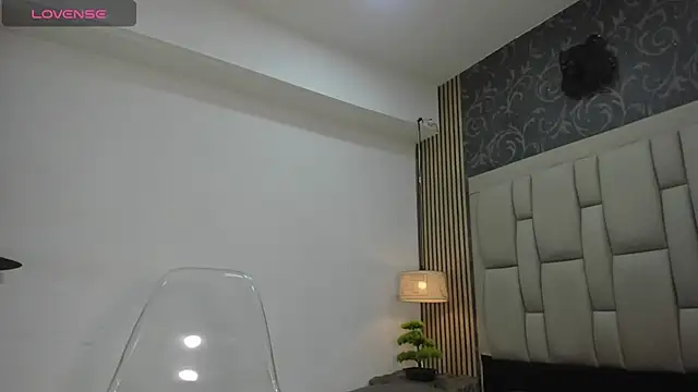 chimi88 online show from February 25, 2025, 11:41 am