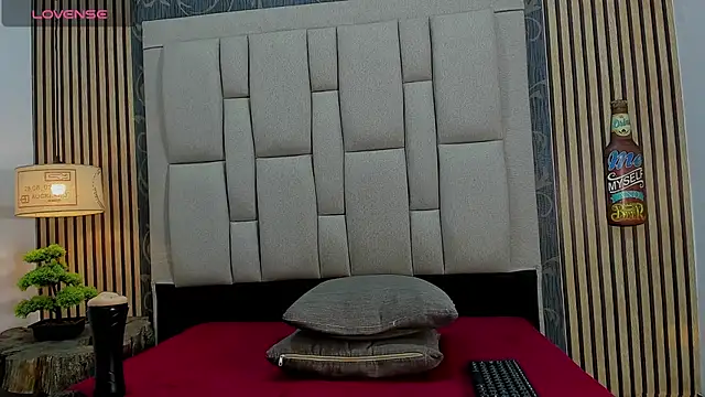 chimi88 online show from February 28, 2025, 11:14 am