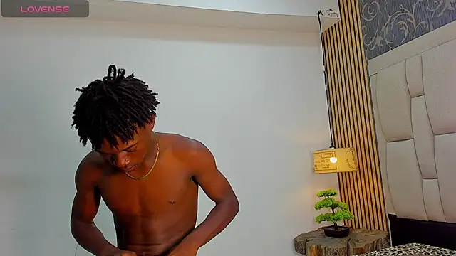 chimi88 online show from March 8, 2025, 1:25 pm