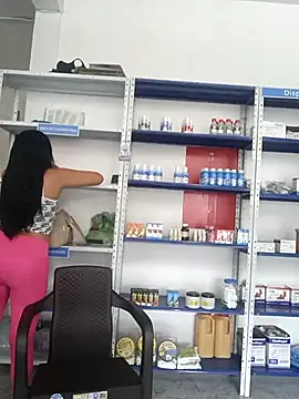 Megan jennerr online show from November 18, 2025, 2:43 pm