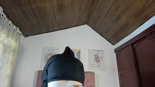 CelessteRedds online show from December 2, 2025, 11:37 am