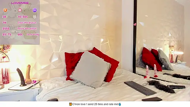 Snapshot of Miranda_Foxx chatting on January 22, 2025, 1:10 am Miranda Foxx online show from January 22, 2025, 1:10 am