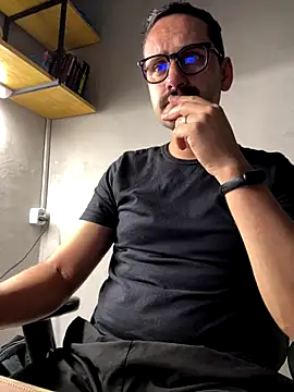 Superdad online show from December 14, 2025, 1:55 am