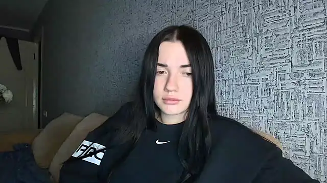 Snapshot of Liana_diva chatting on February 16, 2026, 3:41 pm Liana diva online show from February 16, 2026, 3:41 pm