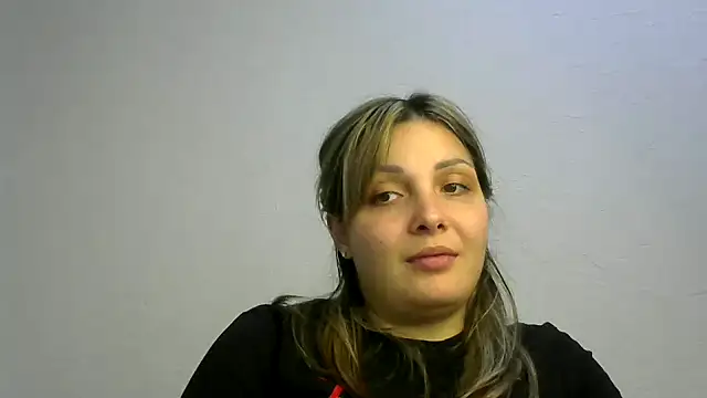 Snapshot of Iskor_ka chatting on December 18, 2024, 5:21 pm Iskor ka online show from December 18, 2024, 5:21 pm