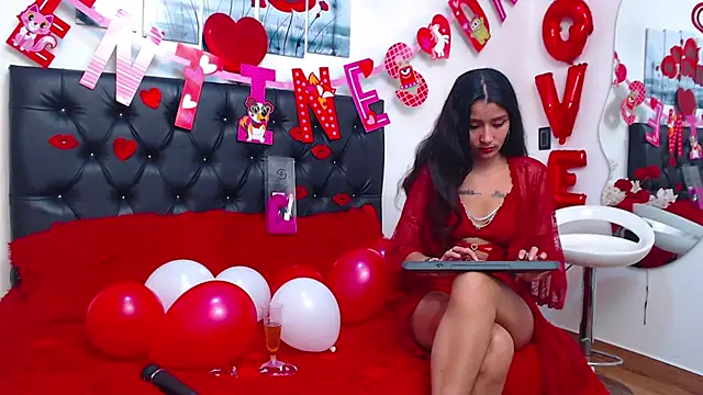 Snapshot of conni_f00x chatting on February 16, 2026, 1:13 am conni f00x online show from February 16, 2026, 1:13 am