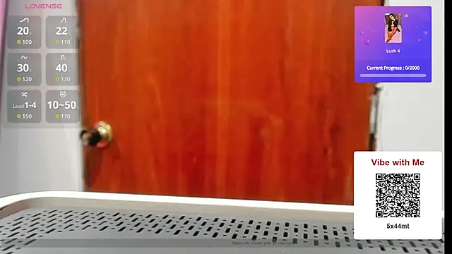 Snapshot of Melanyy_100 chatting on February 24, 2026, 10:30 pm Melanyy 100 online show from February 24, 2026, 10:30 pm