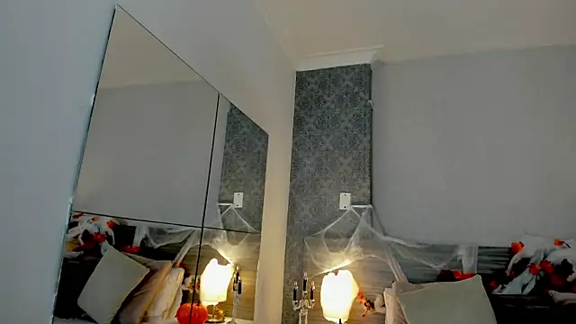 Mistyca online show from October 30, 2025, 10:27 am