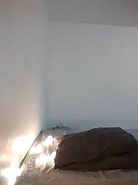 momopretinha online show from October 17, 2025, 9:17 pm