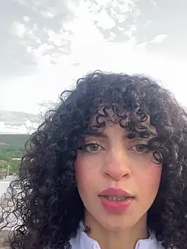 CurlyRose   online show from December 15, 2025, 9:41 pm