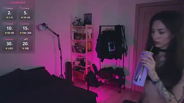 Space X Roxy  online show from December 26, 2024, 6:22 pm