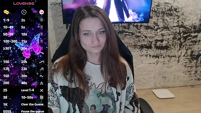 Snapshot of PamelaYoun chatting on December 3, 2025, 2:04 pm PamelaYoun online show from December 3, 2025, 2:04 pm