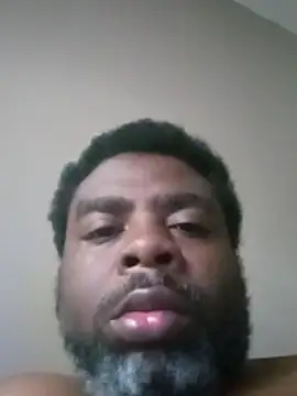 Snapshot of SLOWSTRO chatting on March 5, 2026, 2:02 pm SLOWSTRO online show from March 5, 2026, 2:02 pm