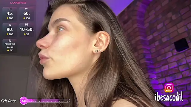 Snapshot of adriana_allien chatting on March 1, 2025, 6:35 am adriana allien online show from March 1, 2025, 6:35 am