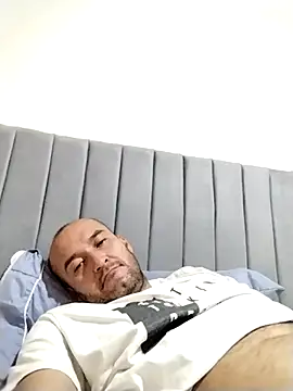 Snapshot of jota123345 chatting on January 7, 2026, 8:33 pm jota123345 online show from January 7, 2026, 8:33 pm