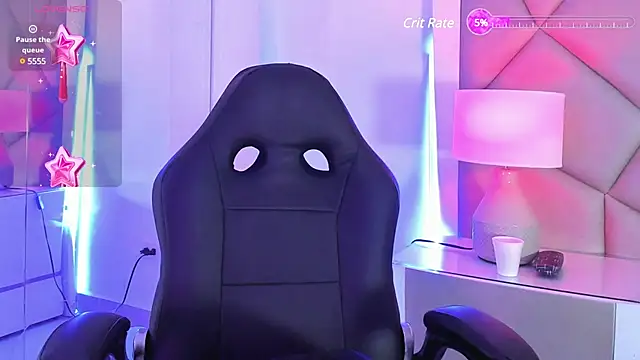 Snapshot of LeeThompson_ chatting on February 17, 2025, 12:48 pm LeeThompson online show from February 17, 2025, 12:48 pm