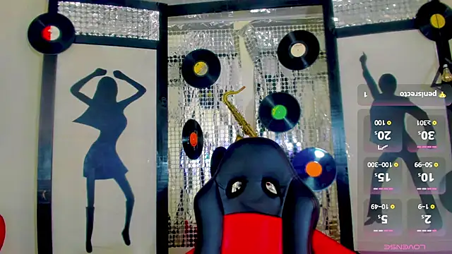 Hellen moons   online show from February 4, 2025, 3:44 am