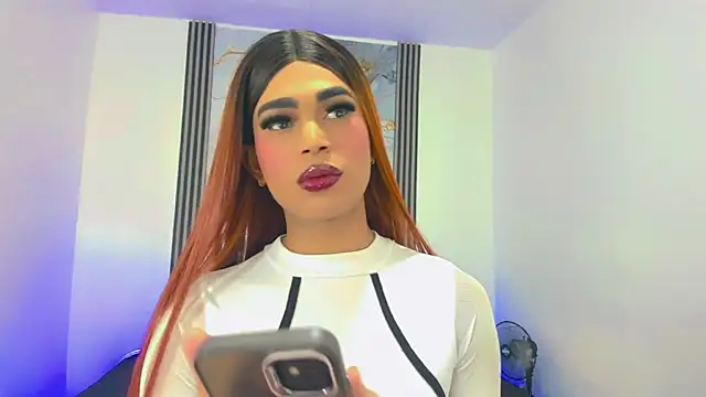 Hellen moons   online show from March 11, 2025, 3:16 am