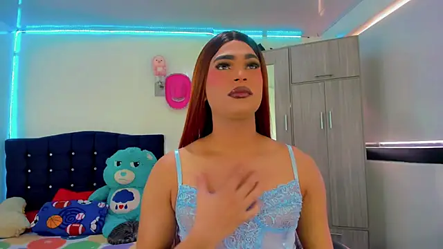 Hellen moons   online show from October 4, 2025, 2:59 pm