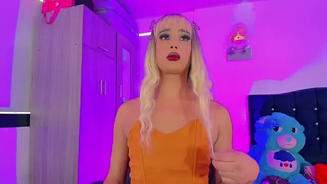 Snapshot of Hellen_moons__ chatting on January 12, 2026, 7:08 pm Hellen moons online show from January 12, 2026, 7:08 pm