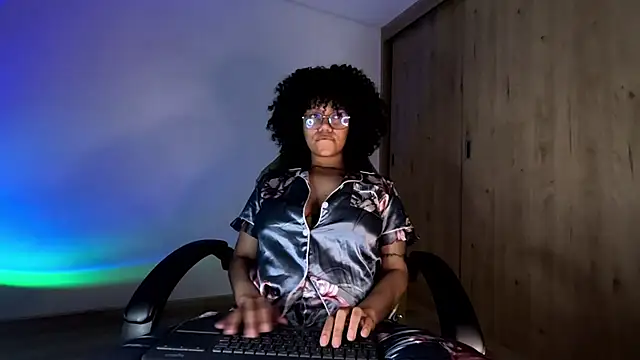 Ale xandra online show from July 2, 2026, 2:00 am