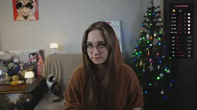 Snapshot of Miatiny chatting on December 17, 2025, 9:59 am Miatiny online show from December 17, 2025, 9:59 am