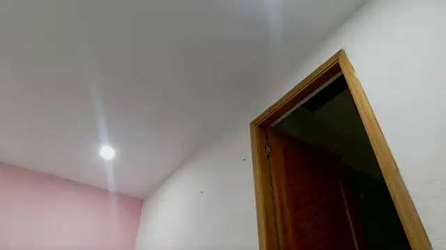 Snapshot of Gabycutee chatting on February 7, 2026, 12:47 am Gabycutee online show from February 7, 2026, 12:47 am