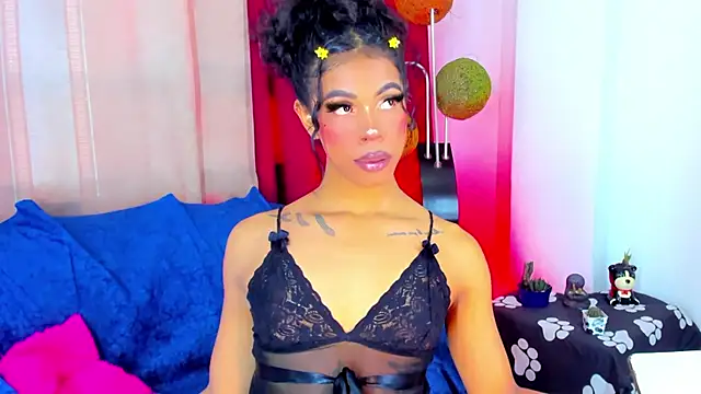 bloom444 online show from October 2, 2025, 10:17 pm