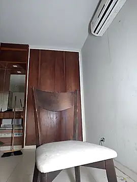 Snapshot of divinityros chatting on November 26, 2025, 9:05 pm divinityros online show from November 26, 2025, 9:05 pm