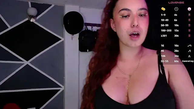 Snapshot of liannalee_ chatting on April 6, 2026, 10:22 pm liannalee online show from April 6, 2026, 10:22 pm